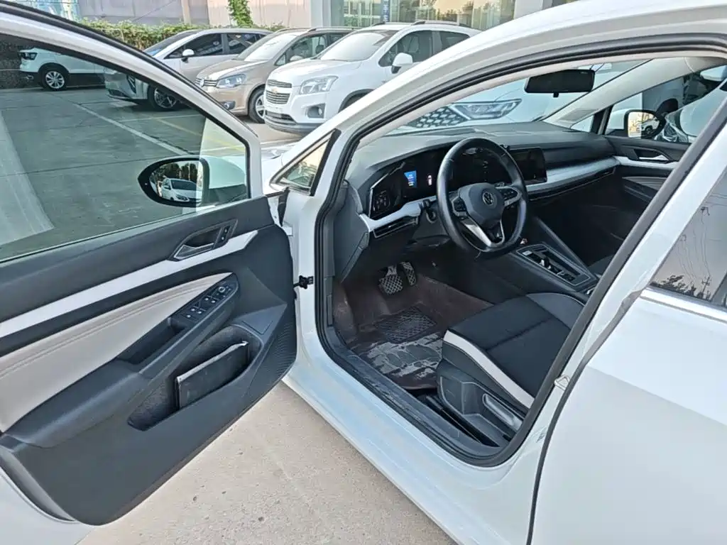 Volkswagen Golf — миниатюра 16