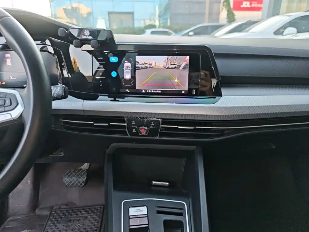 Volkswagen Golf — миниатюра 13