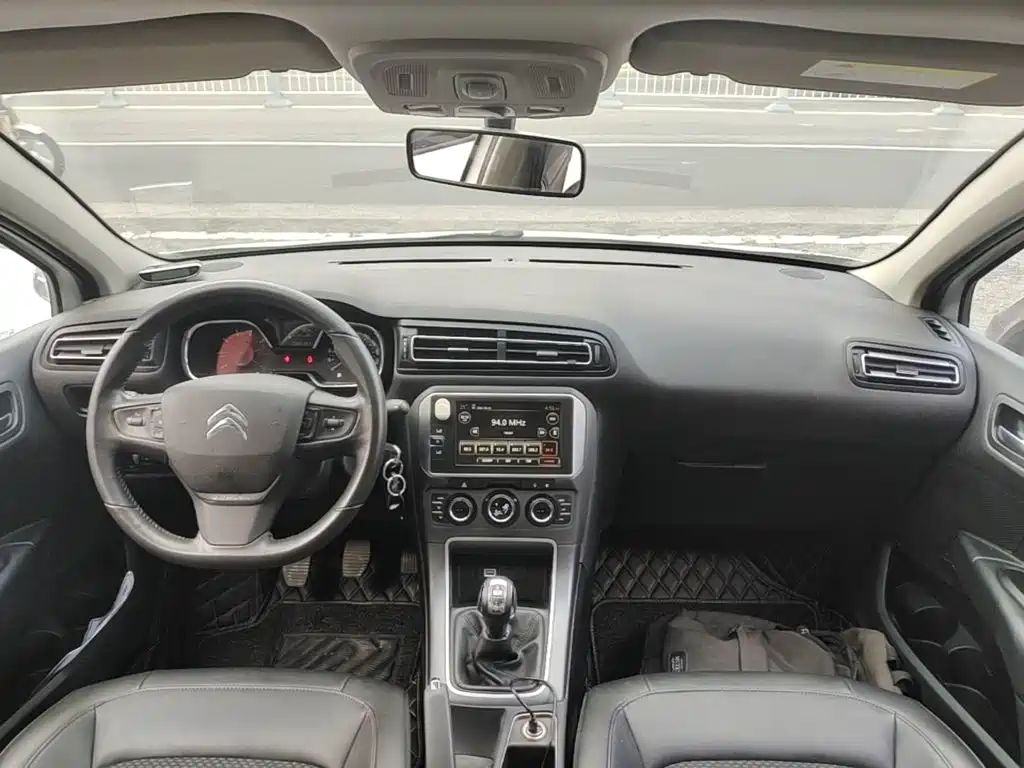 Citroen C4 — миниатюра 10