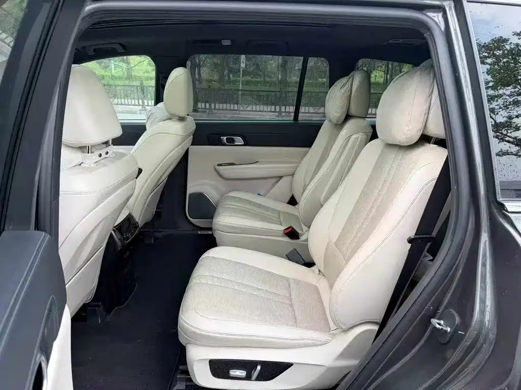 Li Auto Li ONE — миниатюра 7