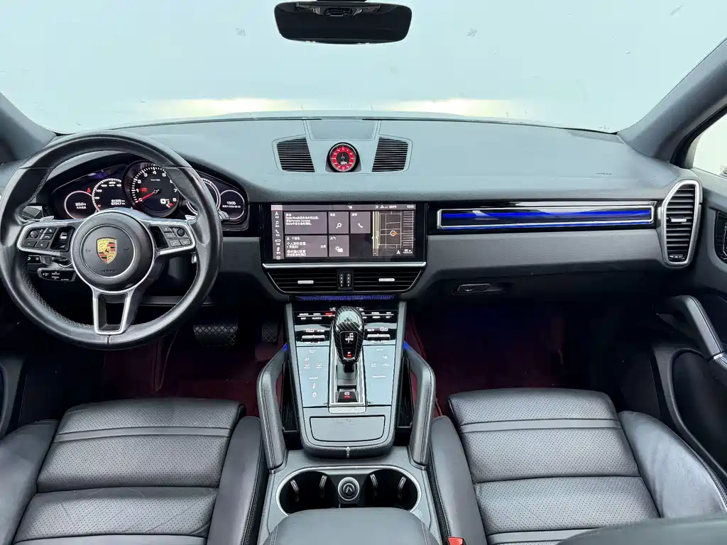 Porsche Cayenne — миниатюра 14