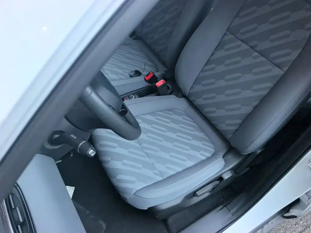 Leapmotor Leapmotor T03 — миниатюра 15