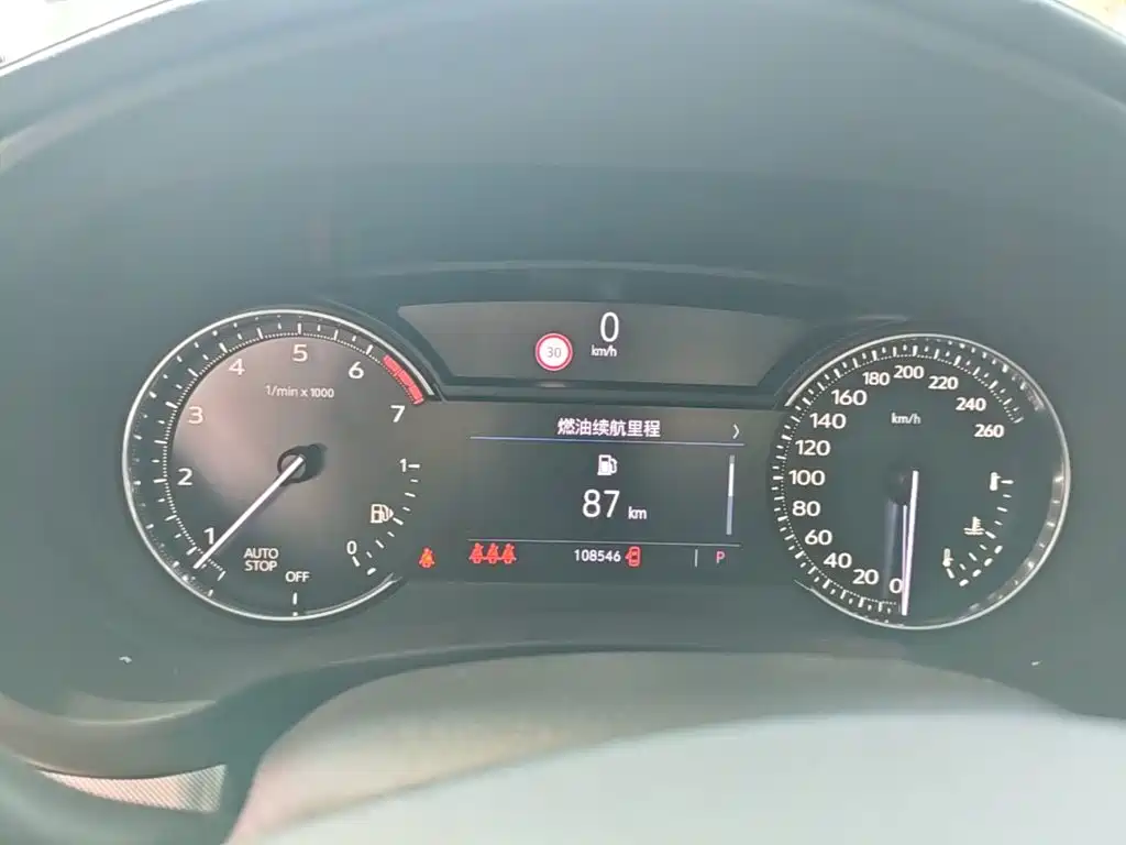 Cadillac XT4 — миниатюра 12