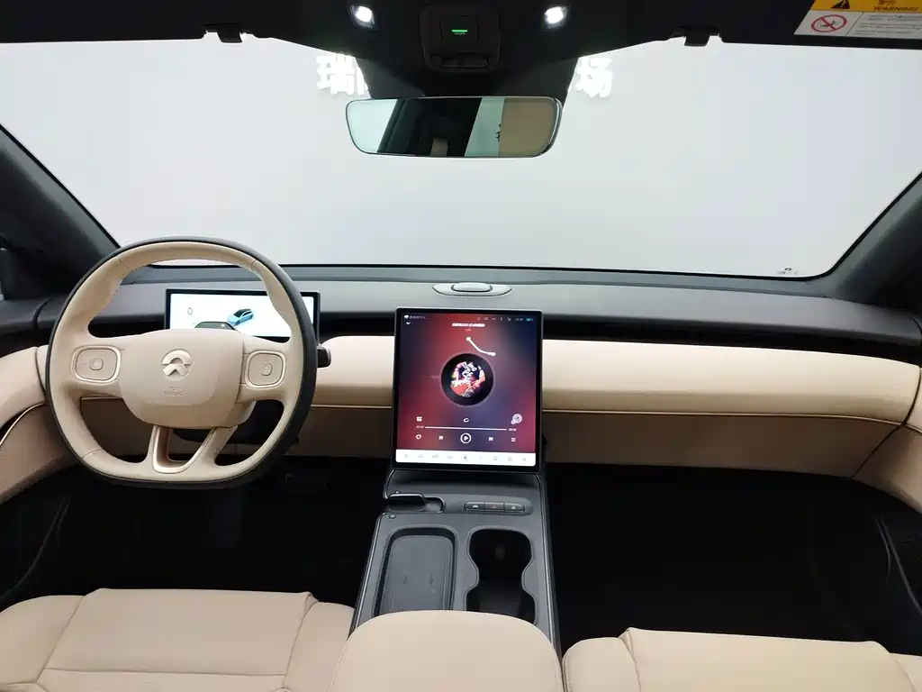 NIO ET5T — миниатюра 16