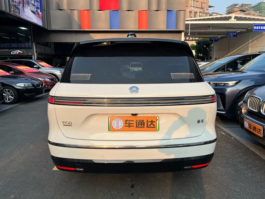 NIO ES8 — миниатюра 5