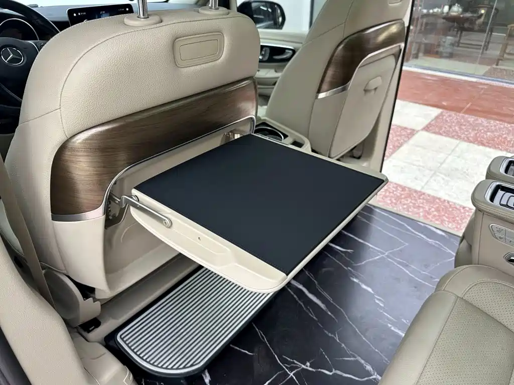 Mercedes-Benz V-Class — миниатюра 26