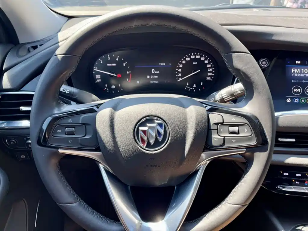 Buick Enclave — миниатюра 16