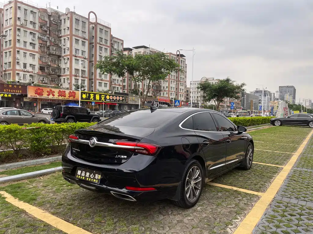 Buick LaCrosse — миниатюра 6