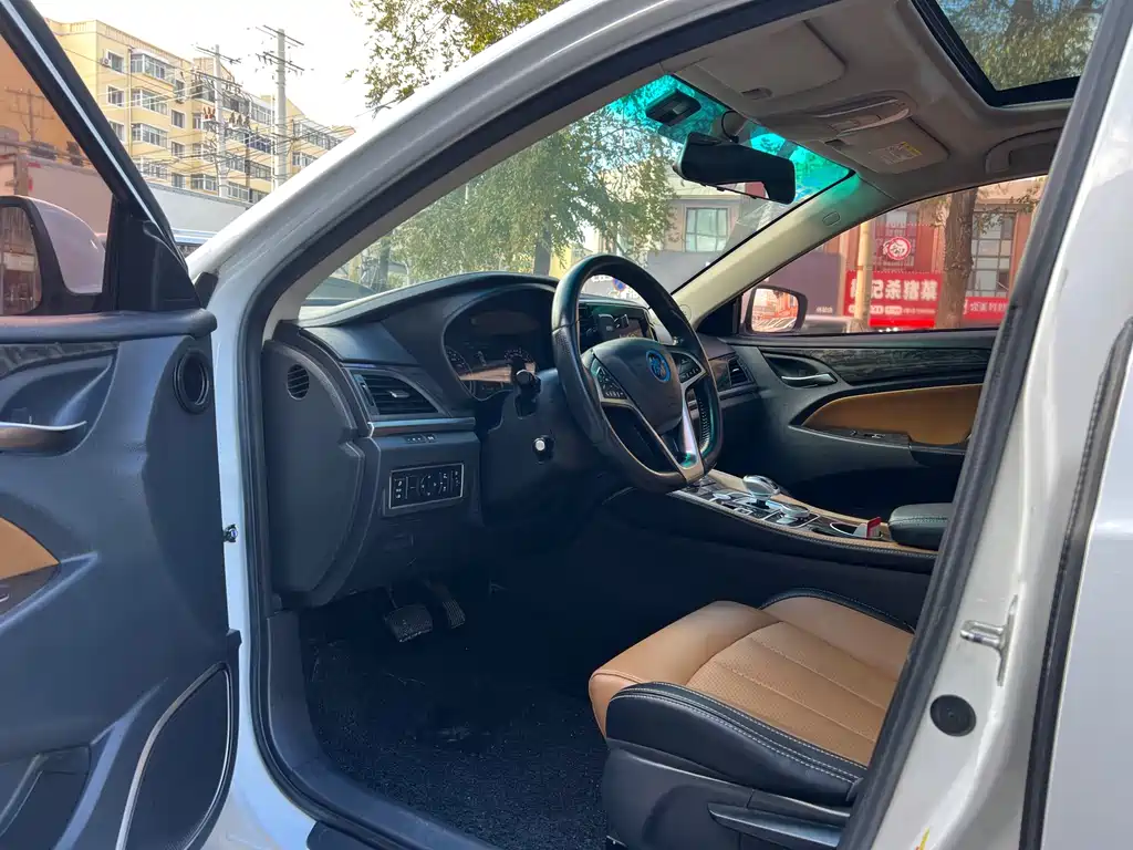BYD Qin NEV — миниатюра 7