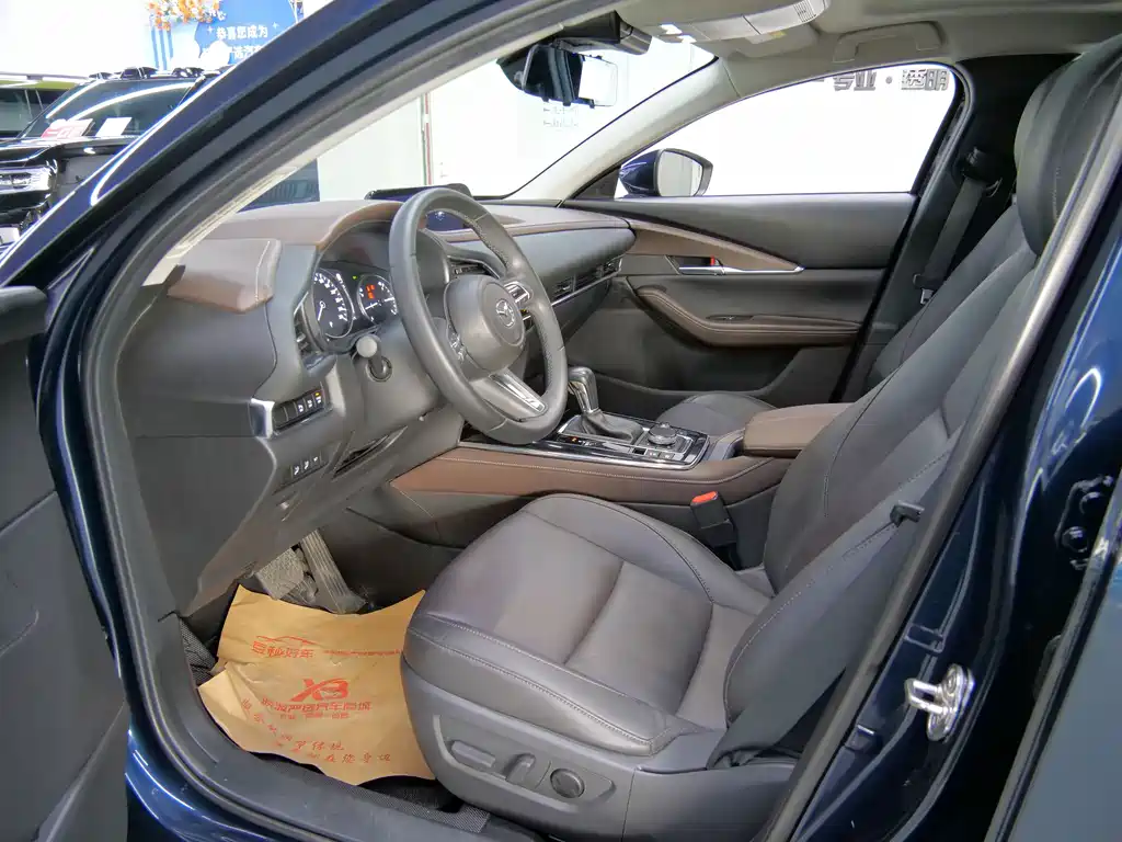 Mazda CX-30 — миниатюра 8