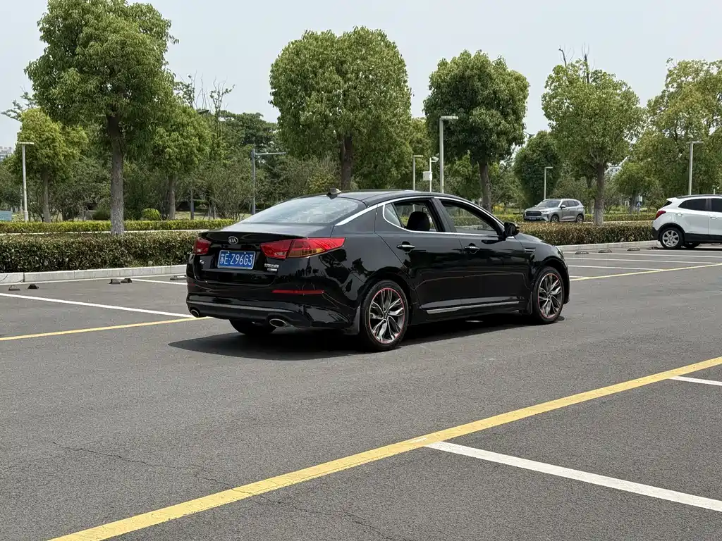 Kia K5 2014 2.0L AT LUXURY