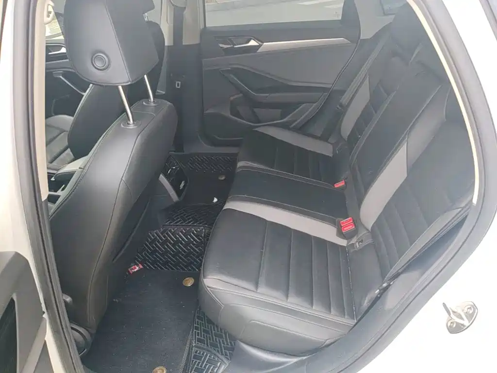 Volkswagen Sagitar — миниатюра 17