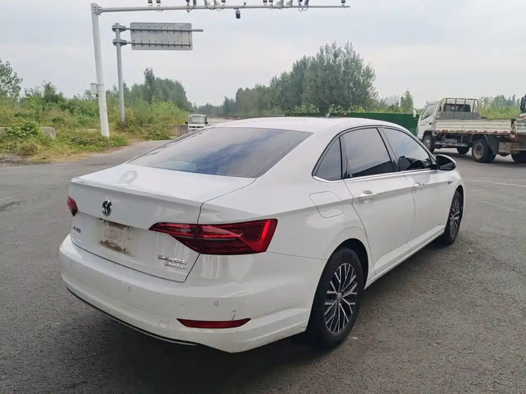 Volkswagen Sagitar — миниатюра 7
