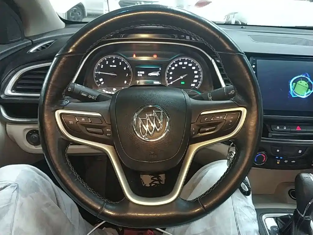 Buick Excelle — миниатюра 11