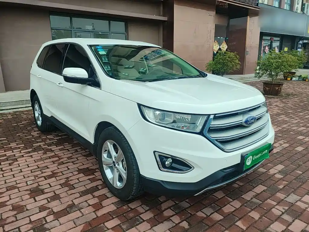 Ford Edge — миниатюра 4