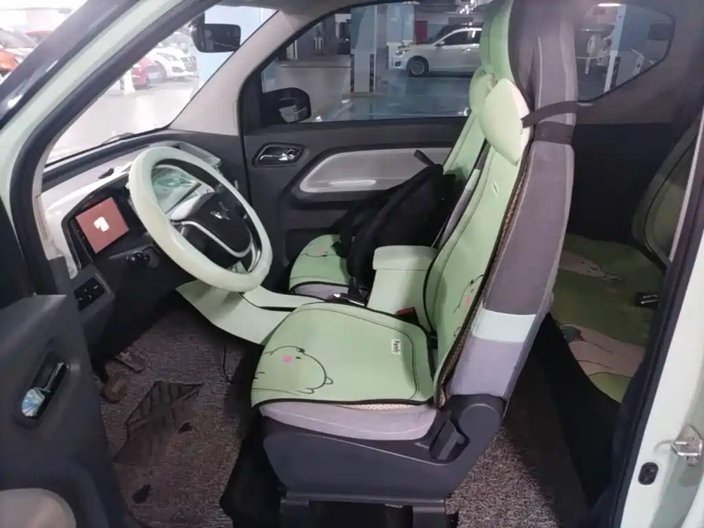 Wuling MINIEV — миниатюра 15