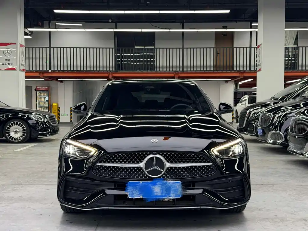 Mercedes-Benz C-Class — миниатюра 2