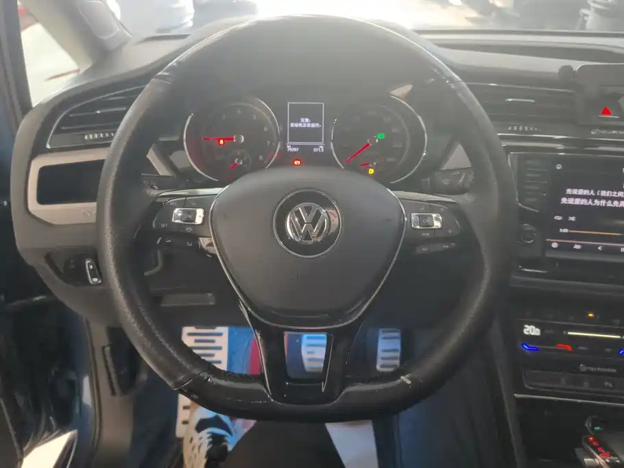 Volkswagen Touran — миниатюра 15