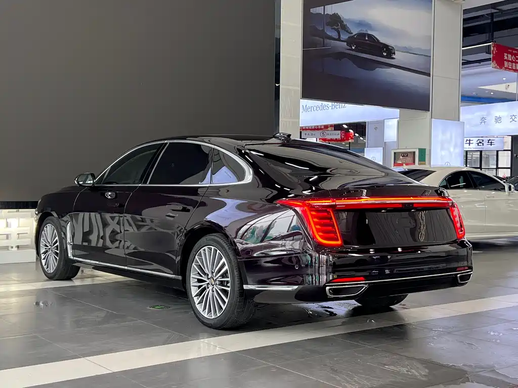 Hongqi H9 2020 2.0T