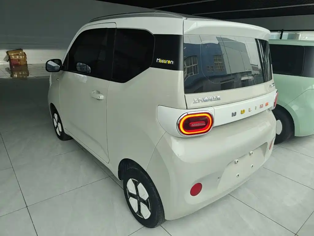 Wuling MINIEV — миниатюра 5