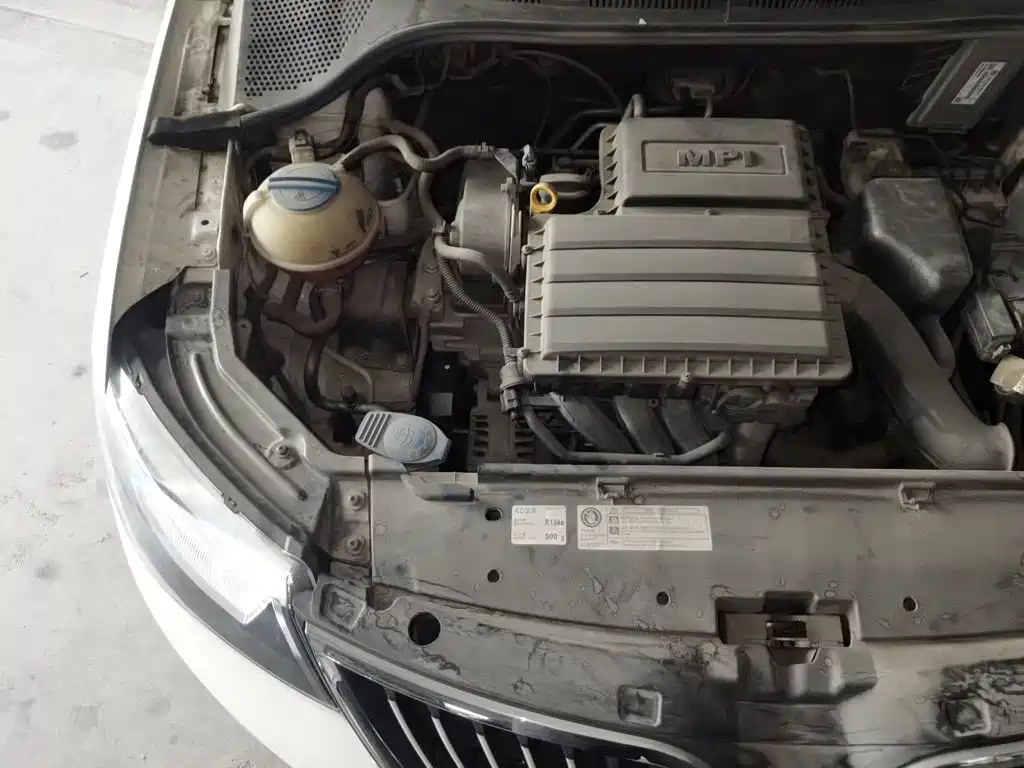 Skoda Rapid — миниатюра 20