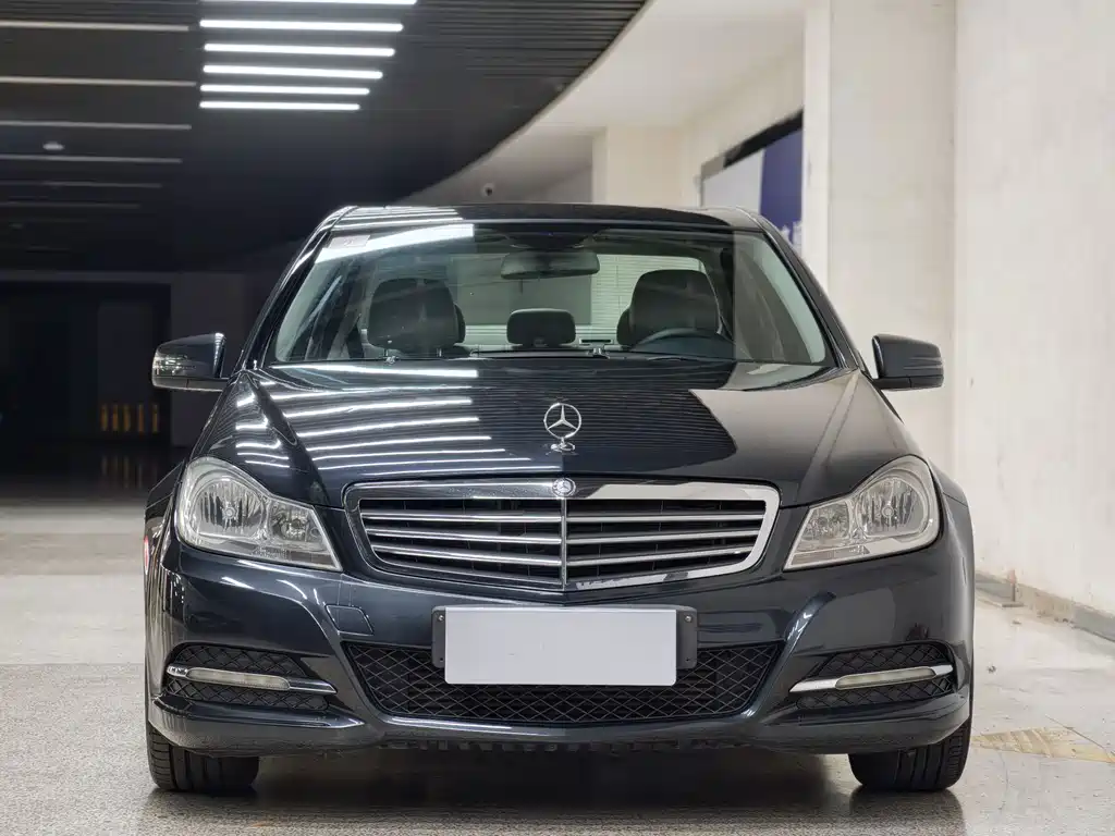 Mercedes-Benz C-Class — миниатюра 2