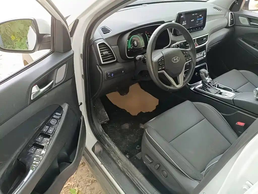 Hyundai Tucson — миниатюра 16