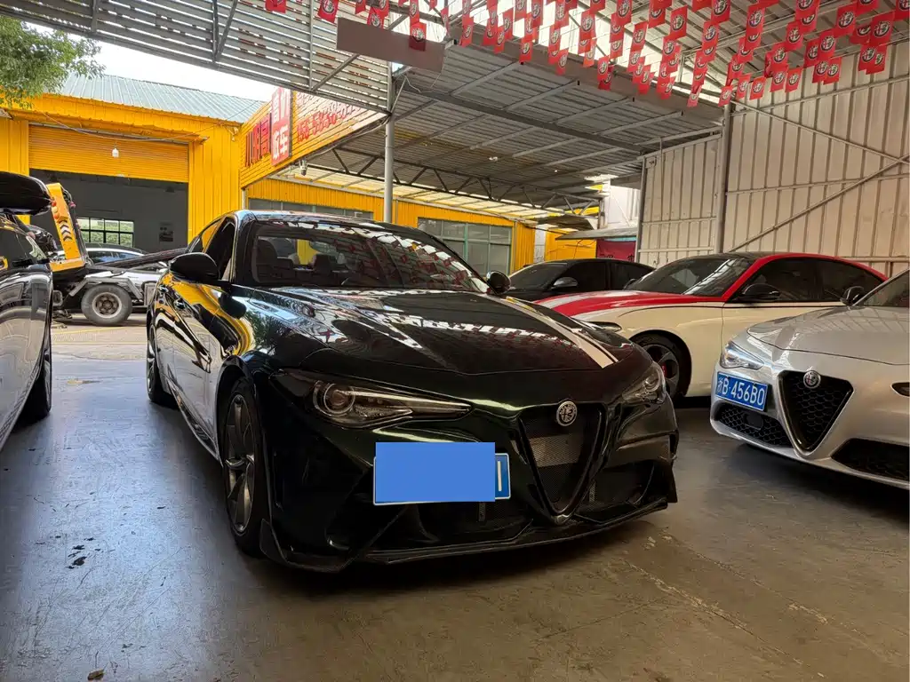 Alfa Romeo Giulia — миниатюра 3