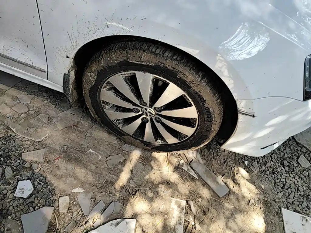 Volkswagen Sagitar — миниатюра 12