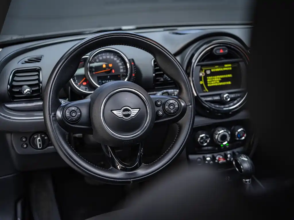 MINI Mini Clubman — миниатюра 11