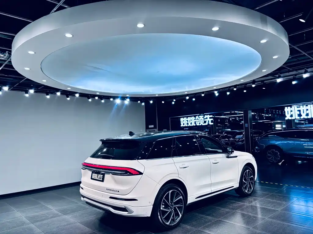 Lincoln Corsair 2024 2.0T