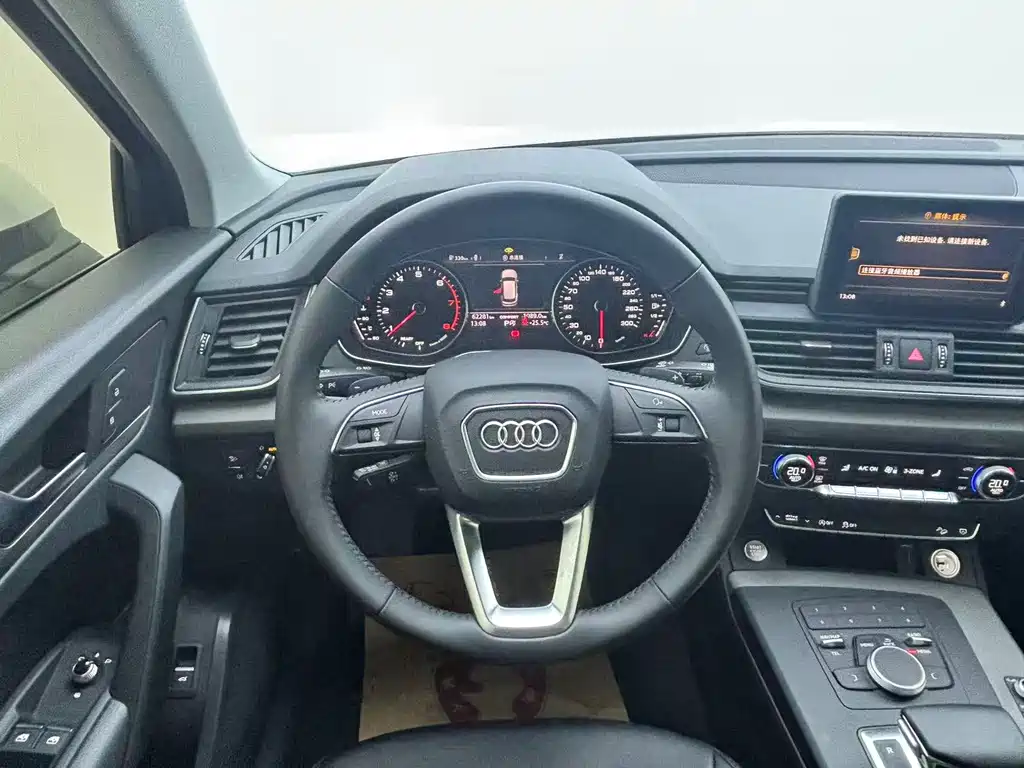 Audi Q5L — миниатюра 15