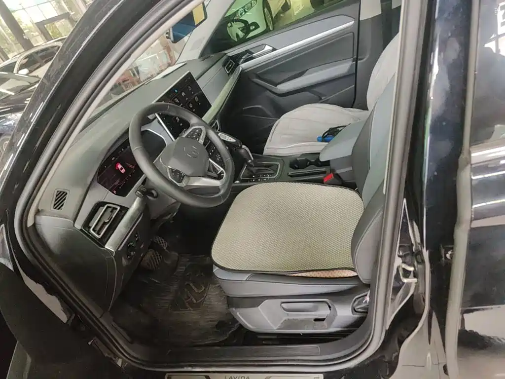 Volkswagen Lavida — миниатюра 15