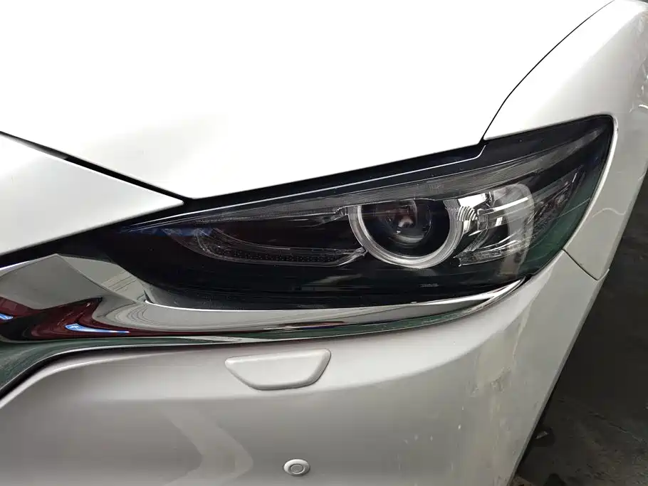 Mazda Atenza — миниатюра 5