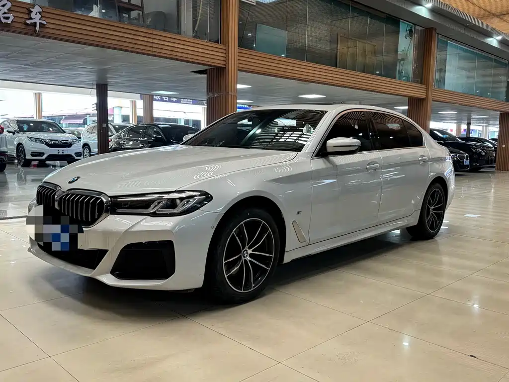2022 BMW 5er - zdjęcie 1 z 10
