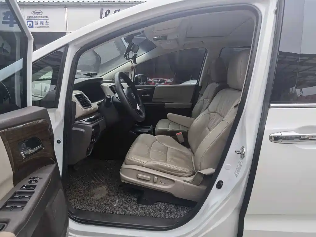 Honda Odyssey — миниатюра 9