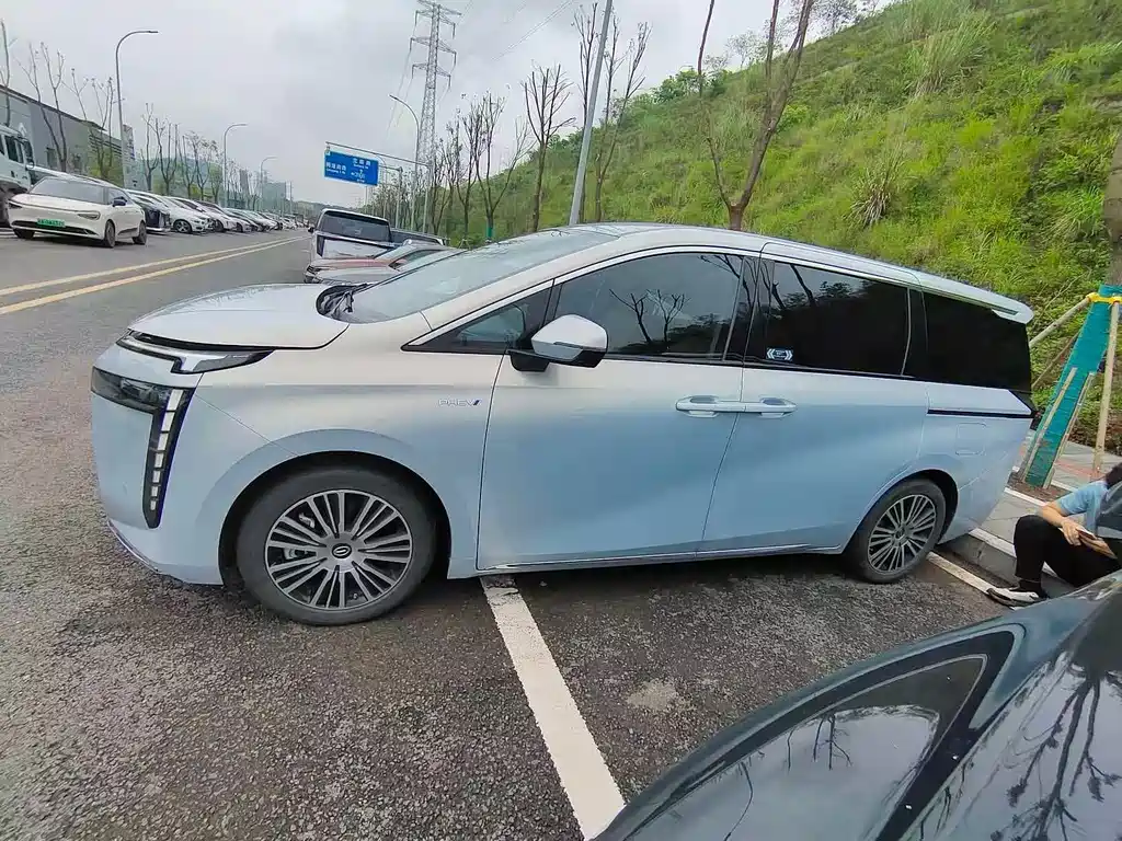 GAC E8 PHEV 2024 150km MAX+