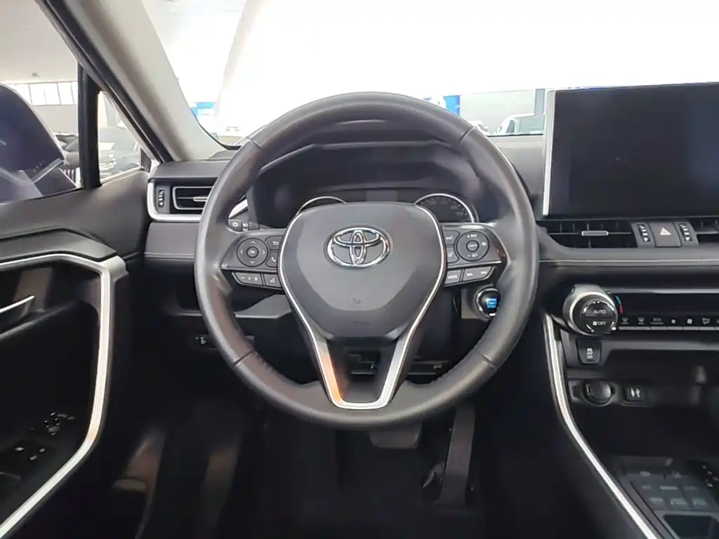Toyota Wildlander — миниатюра 11