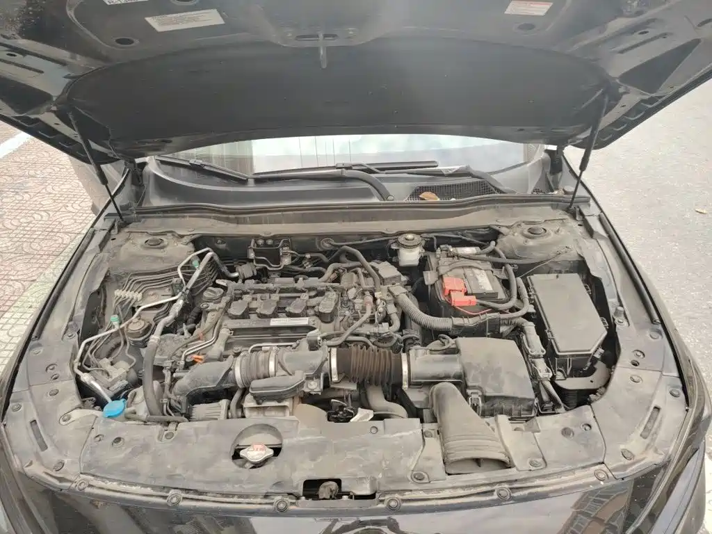 Honda Accord — миниатюра 11
