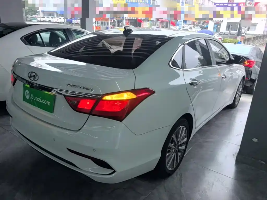 Hyundai Mistra — миниатюра 7