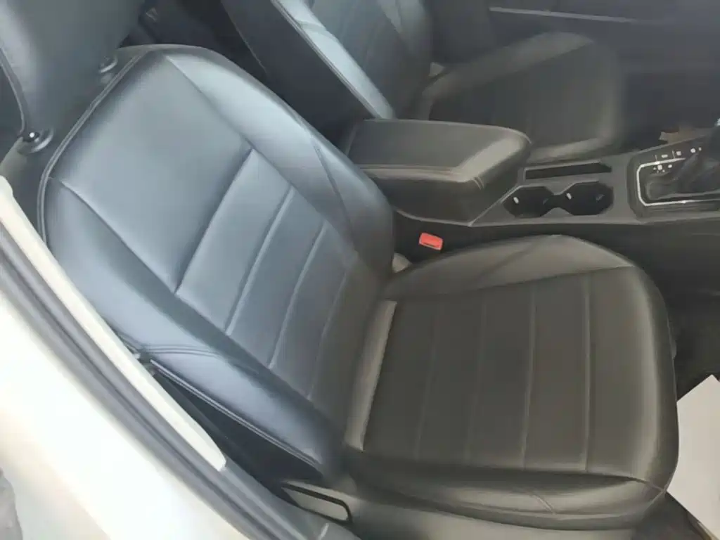 Volkswagen Lavida — миниатюра 25