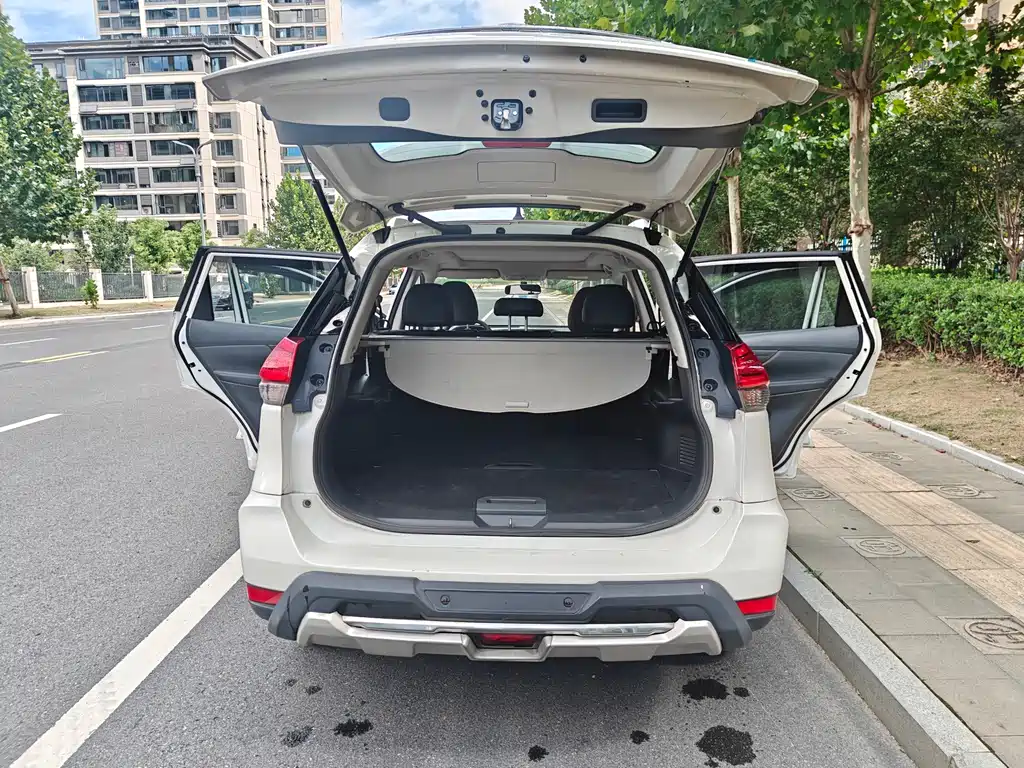 Nissan X-Trail — миниатюра 2