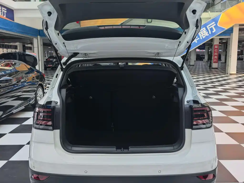 Volkswagen T-Cross — миниатюра 14