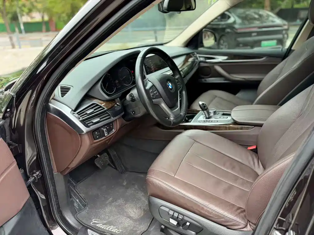 BMW X5 (Import) — миниатюра 7
