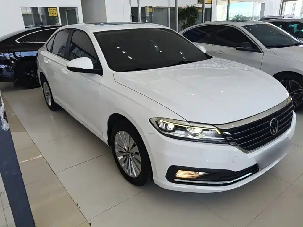 Volkswagen Lavida — миниатюра 4