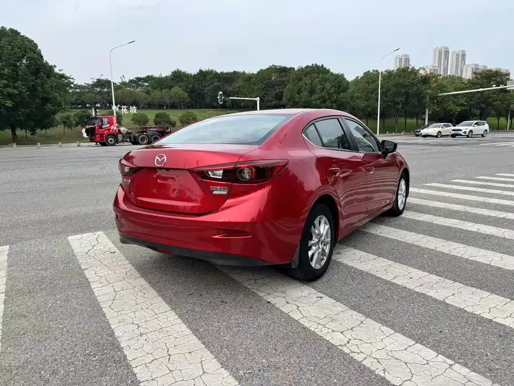 Mazda 3 Axela — миниатюра 13