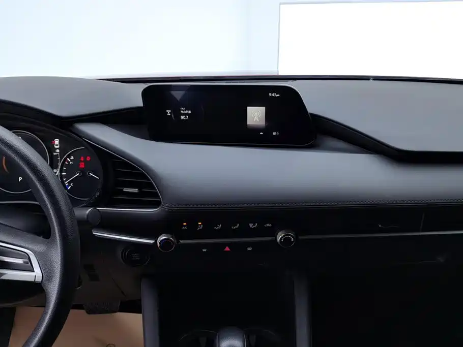 Mazda 3 Axela — миниатюра 13