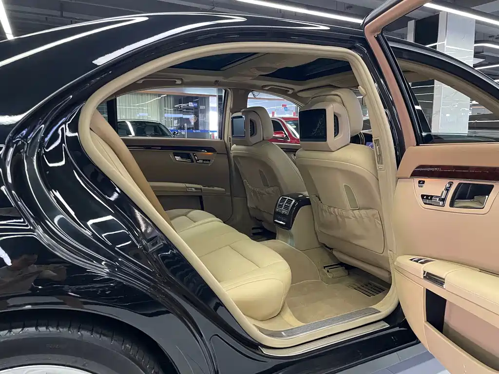 Mercedes-Benz S-Class — миниатюра 29