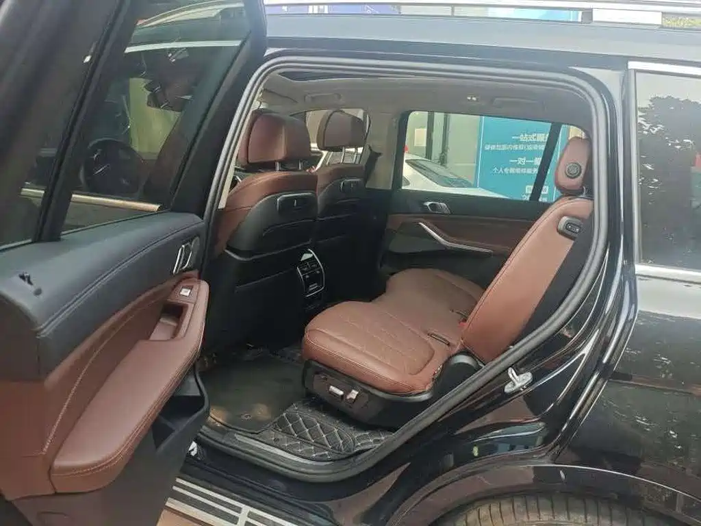 BMW X7 — миниатюра 5