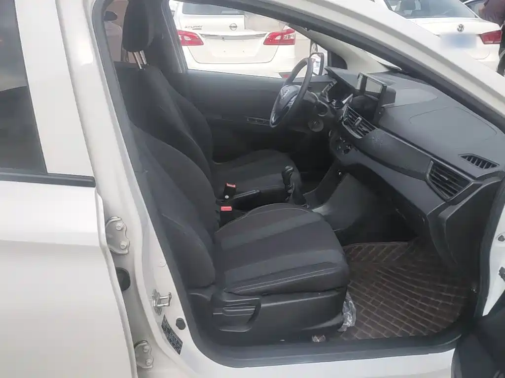 Baojun 310 — миниатюра 25